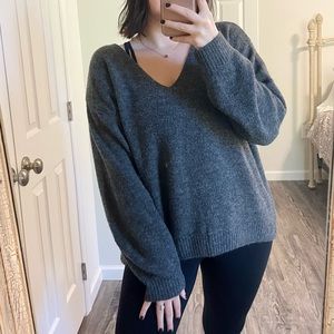 H&M Gray Oversized Sweater